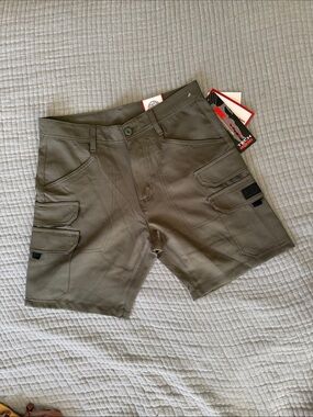 Ring of Fire ARES Multipkt Cargo Shorts Size 32